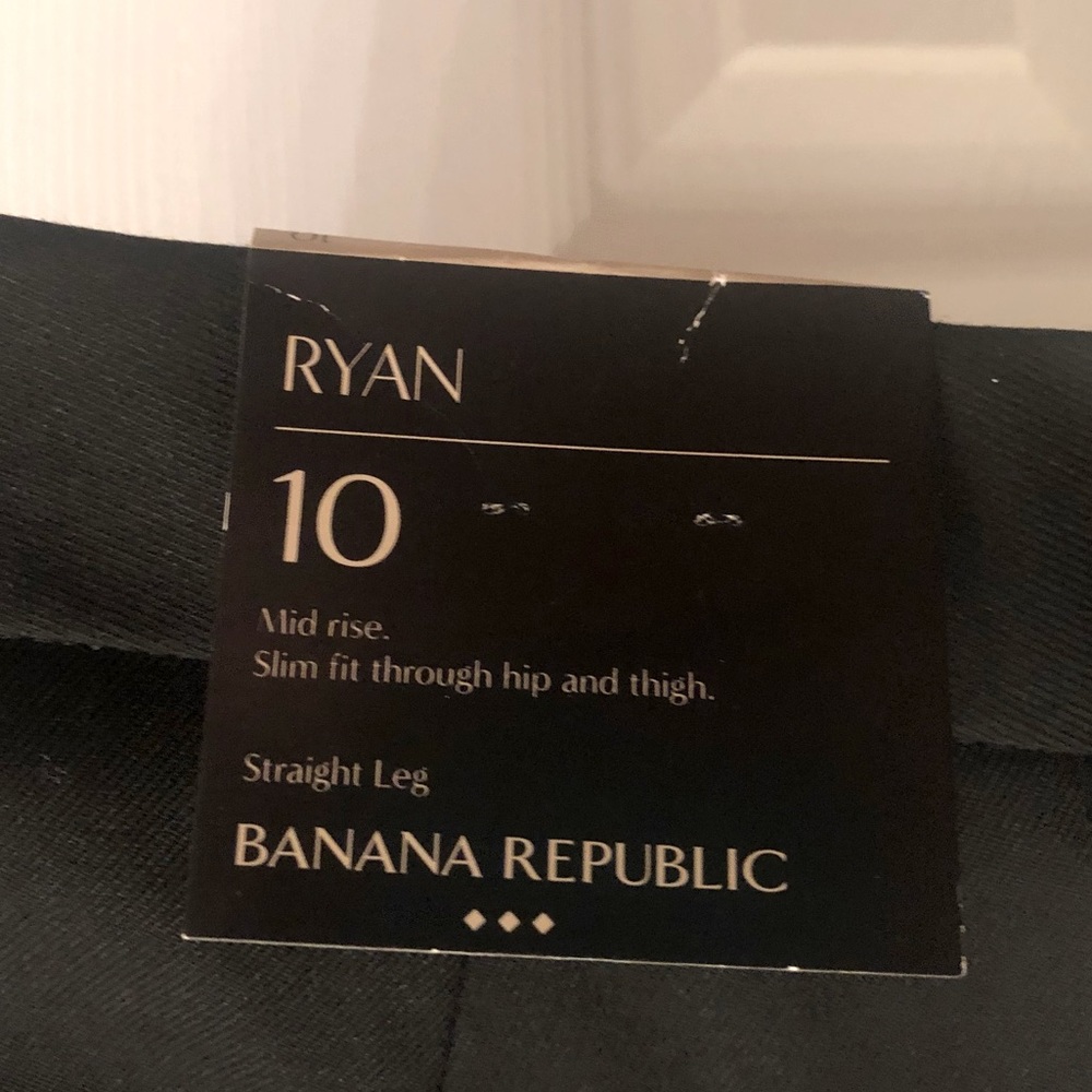 NWT* Banana Republic size 10 Ryan pants (black)